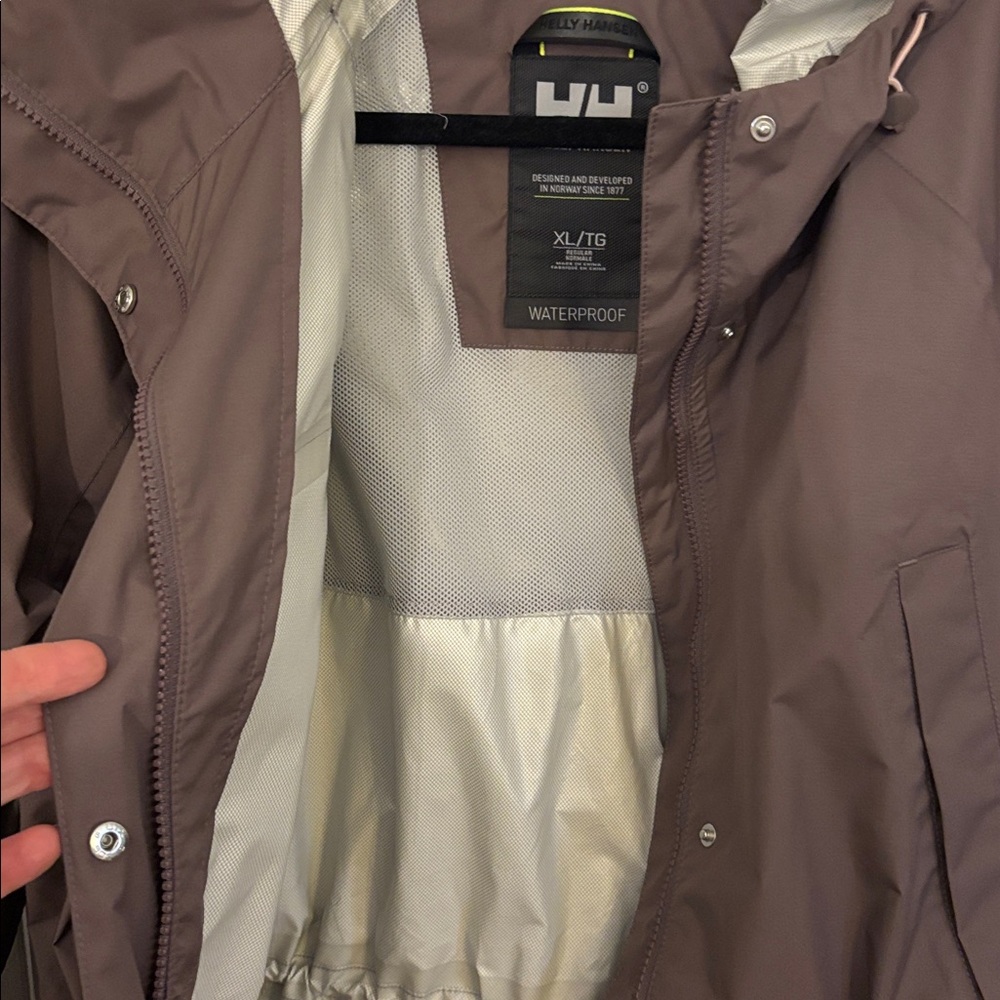 Helly Hansen Women’s Escape Coat - Picture 6 of 6